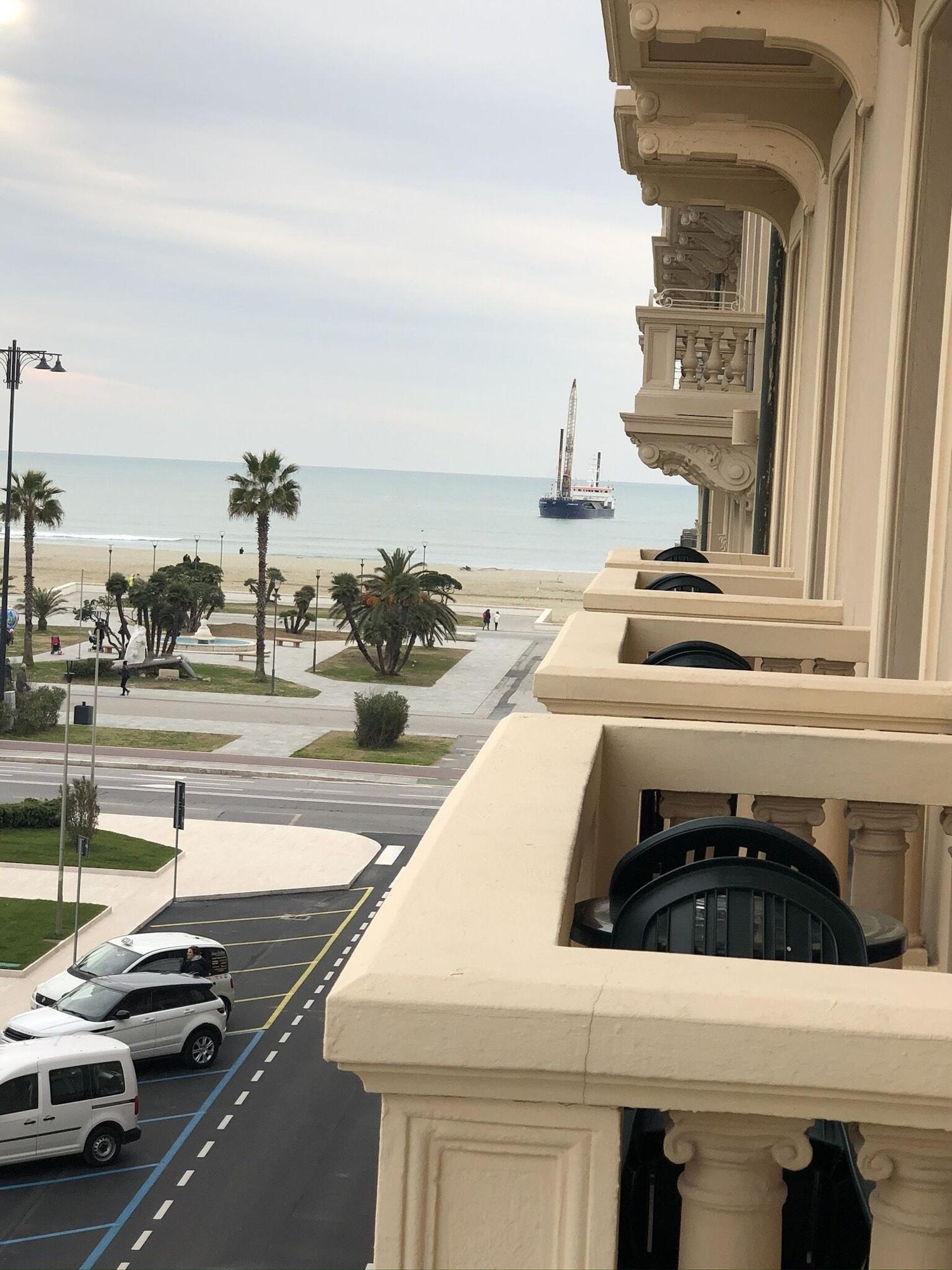 Lukas Hotel 3*