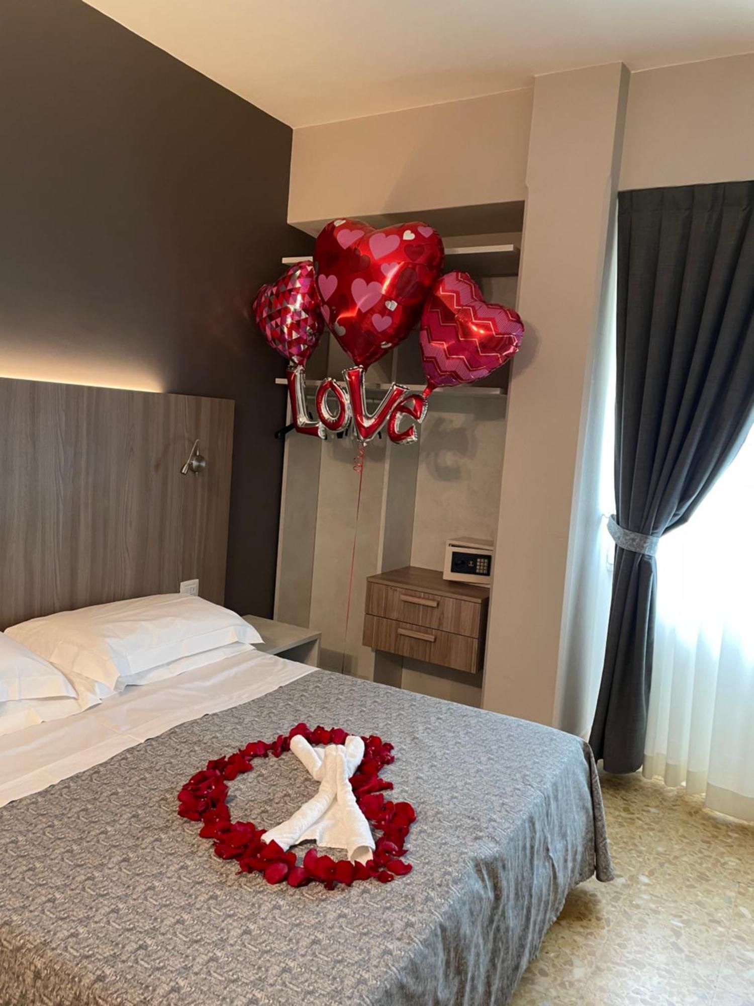 Lukas Hotel